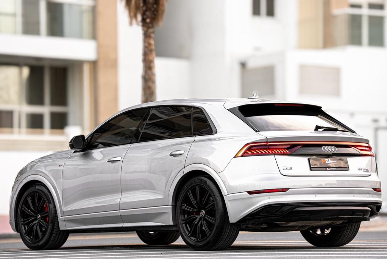 Audi Q8 55 TFSI quattro S-Line 3.0L (340 HP)