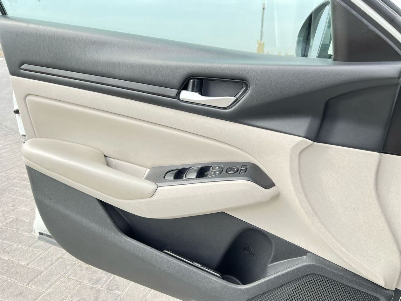 Nissan Altima SV 2.5L NISSAN ALTIMA 2022 GCC SPECS