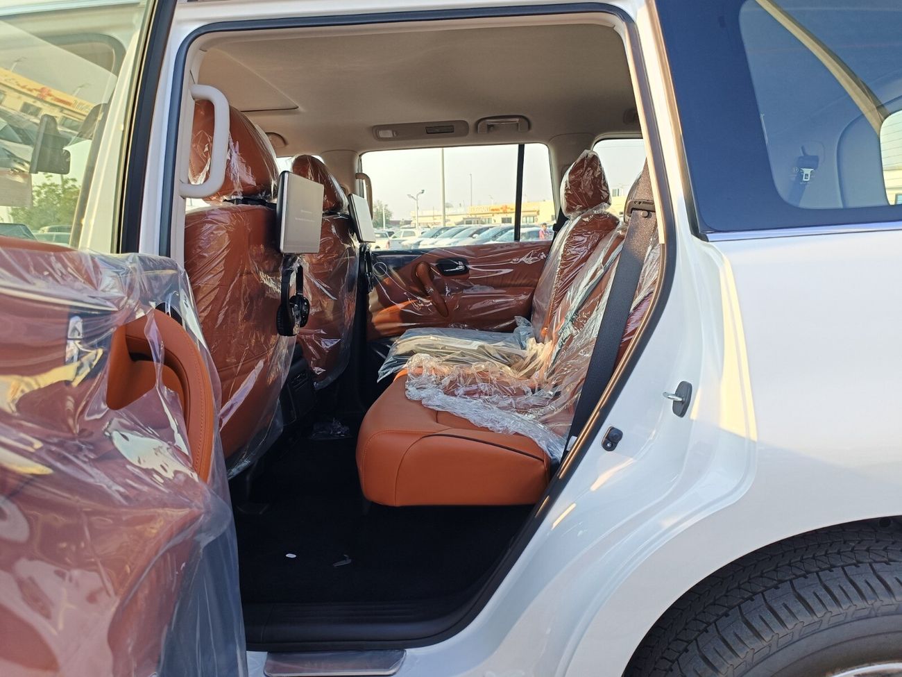 Nissan Patrol 5.6L,V8,VK56 K-1,TITANIUM.2022MY