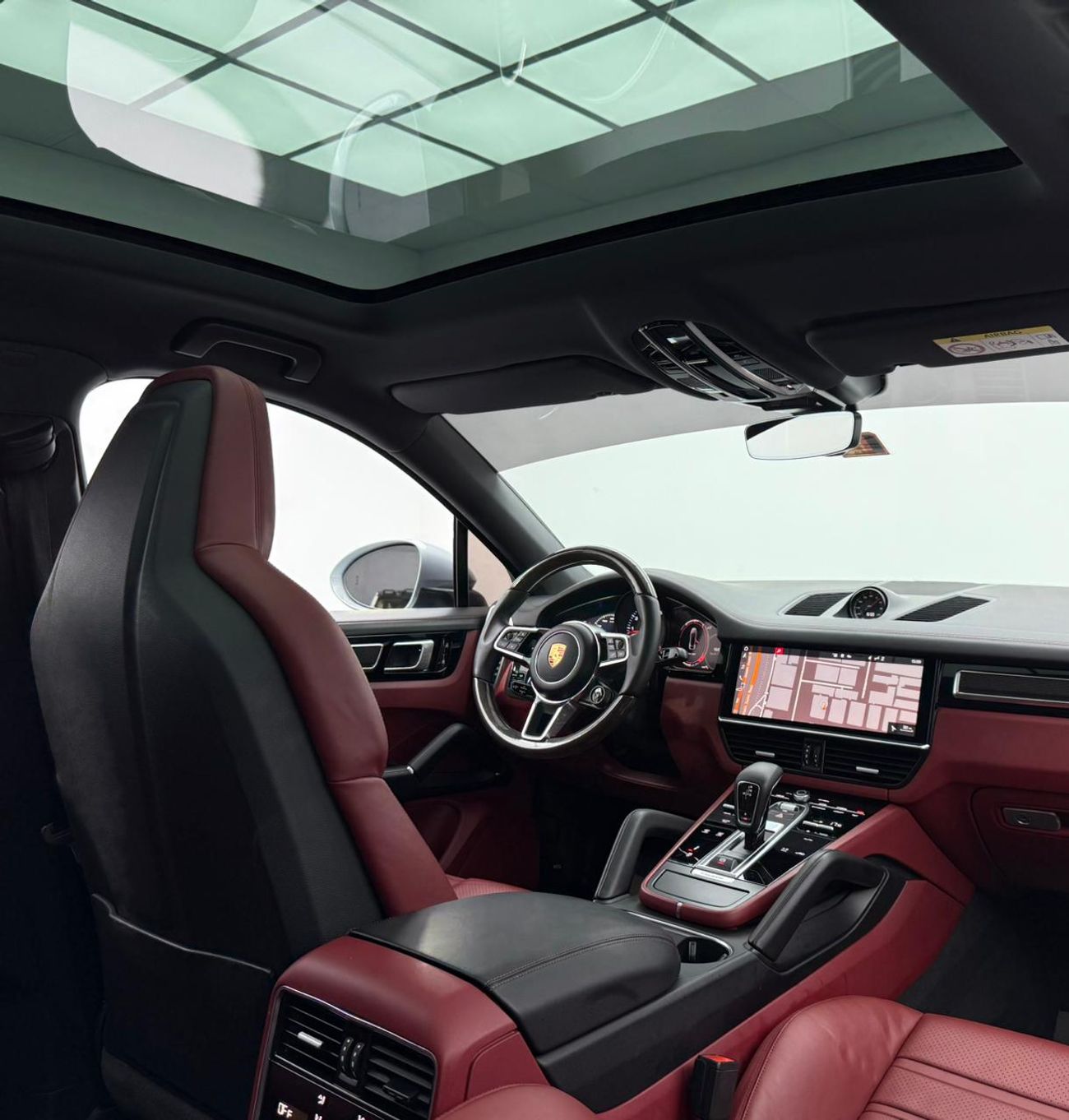 Porsche Cayenne Base Coupe 2020 Porsche Cayenne Coupe, Warranty, Sport Chrono Package, Fully Loaded, Excellent Condi