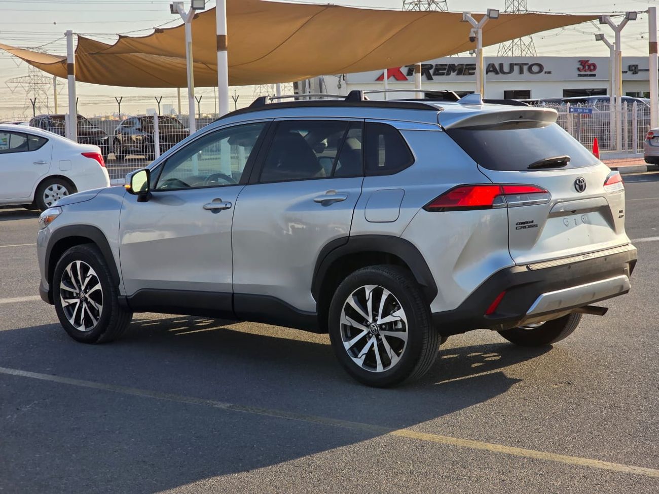 تويوتا كورولا كروس 2.0 XLE (AWD)