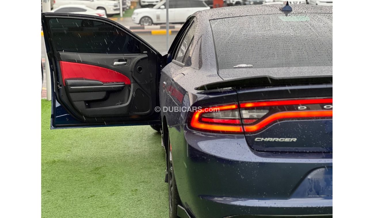 Dodge Charger SXT Plus Dodge Charger SXT/USA/2017/
