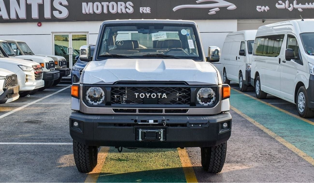 Toyota Land Cruiser 70 2.8L Diesel A/T