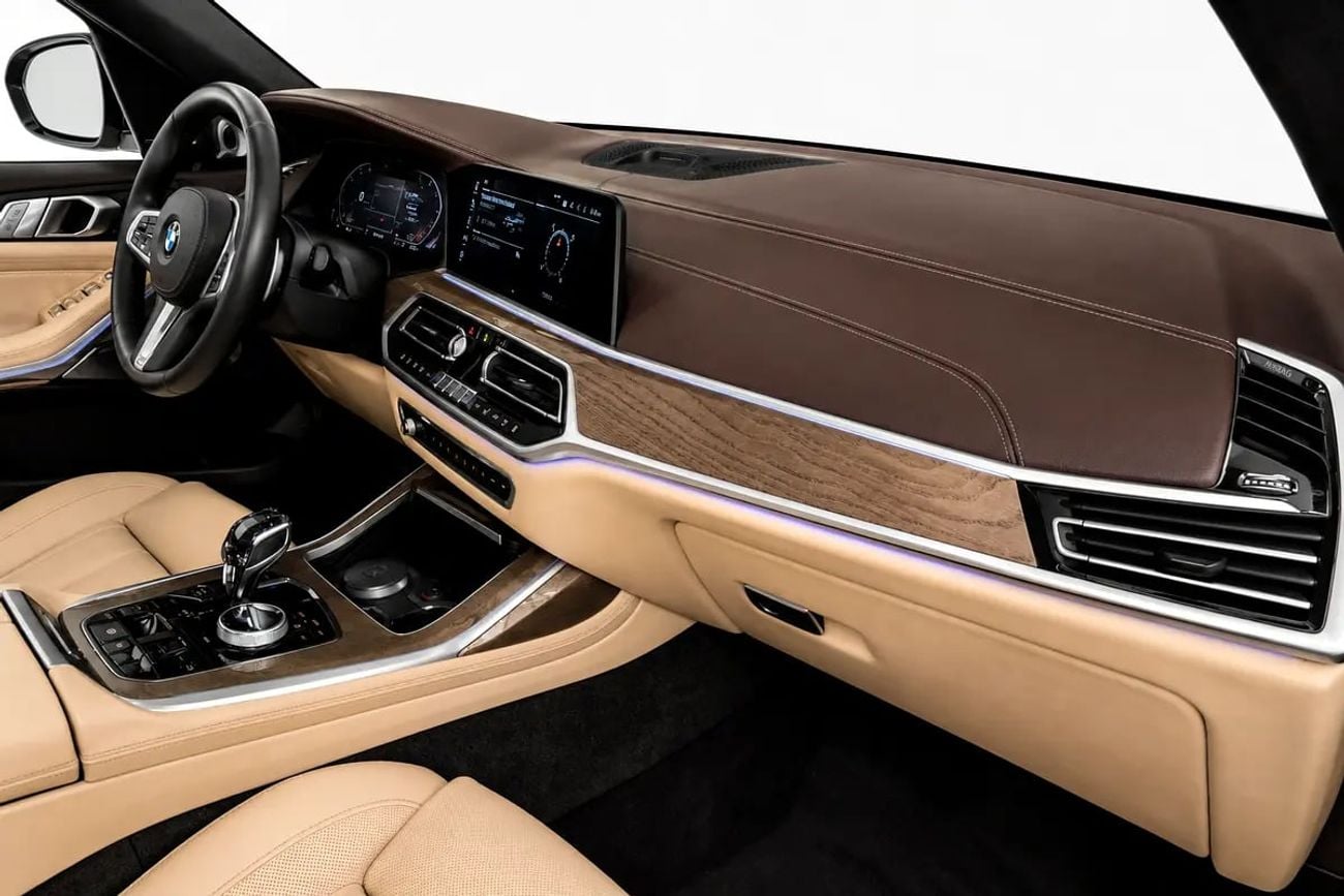 بي أم دبليو X7 40i M SPORT