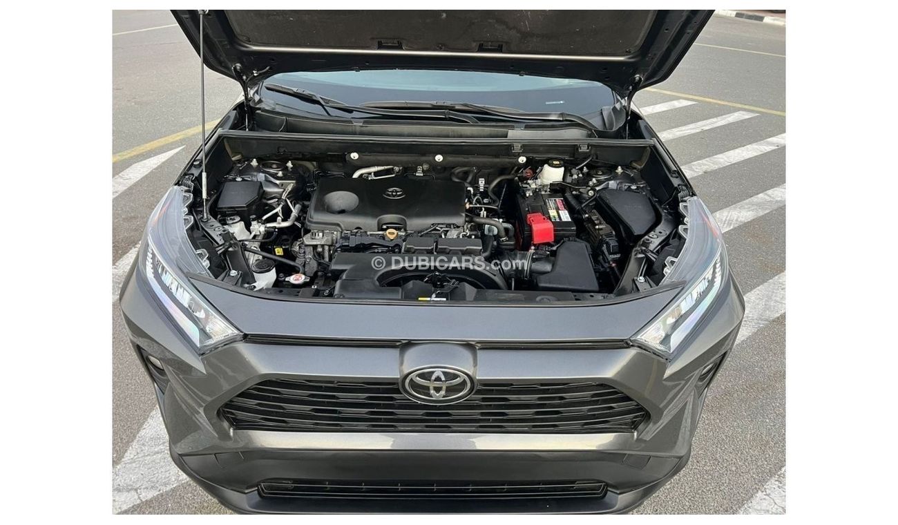 Toyota RAV4 2021 TOYOTA RAV4 XLE , SUV, 2L 4CYL Automatic Four Wheel Drive/ EXPORT ONLY