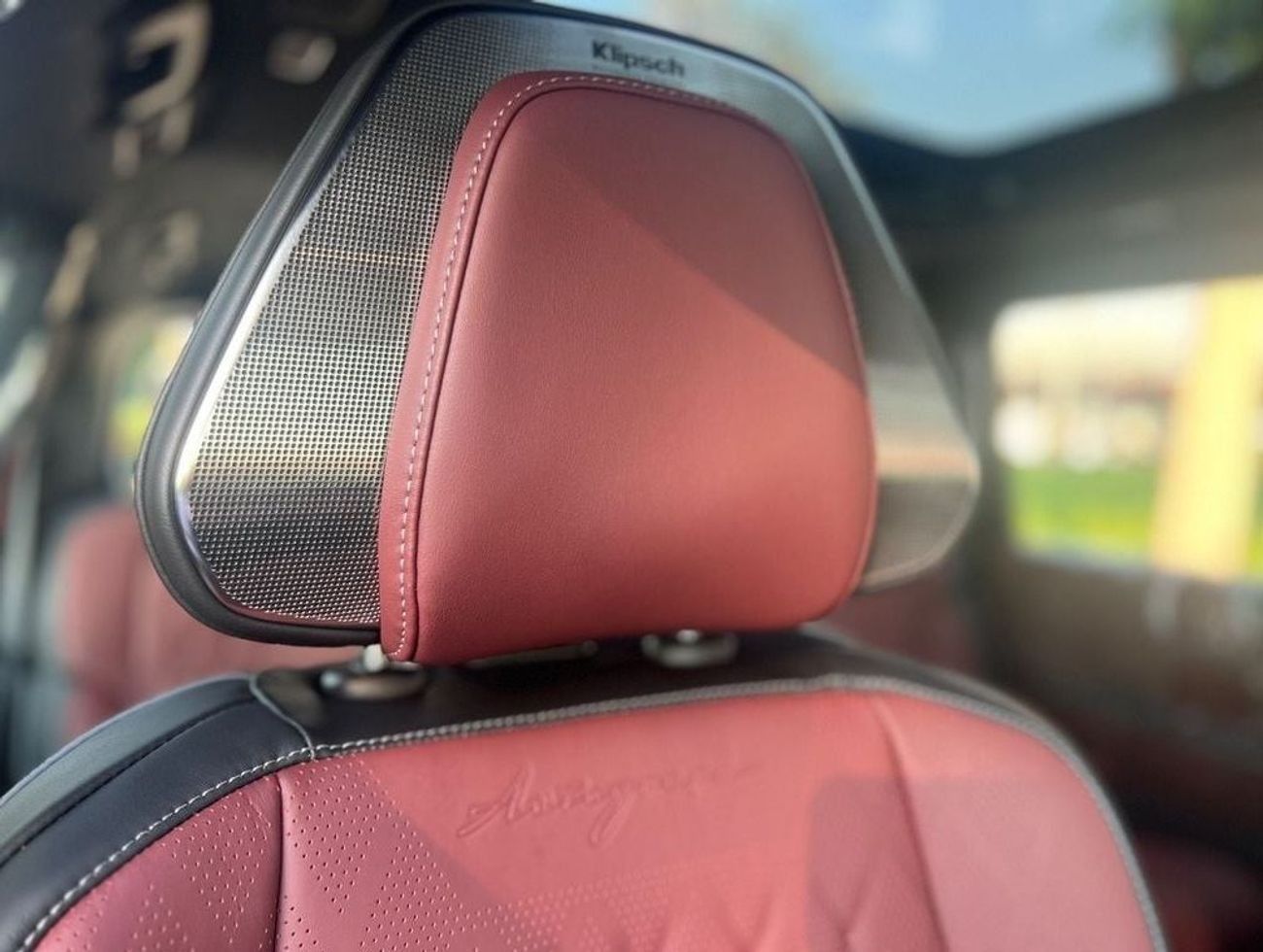 Infiniti QX80 Autograph Bench Chairs 3.5L