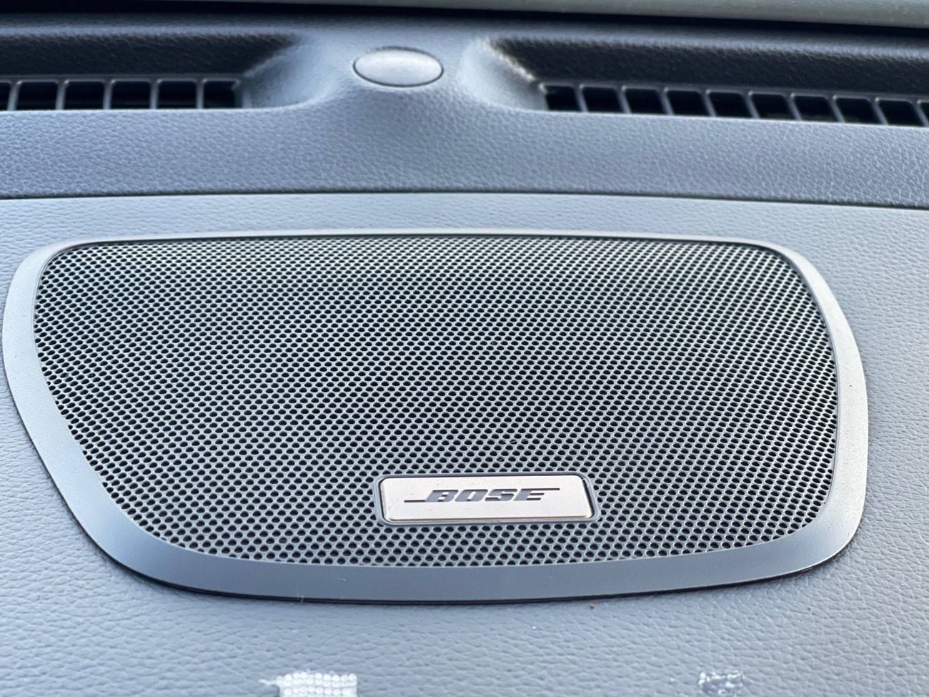 Nissan Rogue SV / 2.5L V4 / PANORAMIC SUNROOF / RADAR / 360 CAMERA / LINE KEEP ASSIST / REMOT START