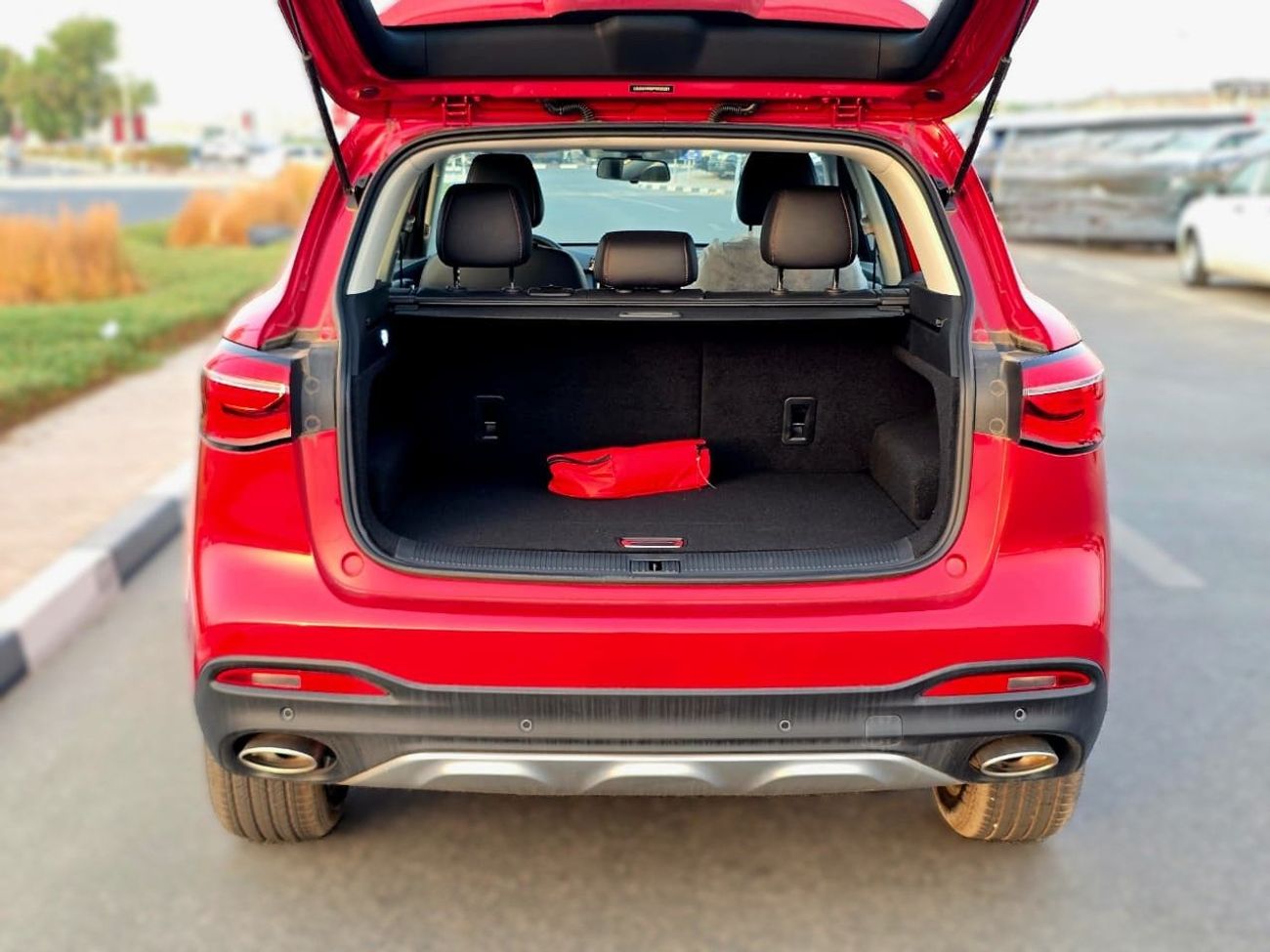 أم جي HS 2023 MG HS 2.0L Turbo Petrol GCC Specification