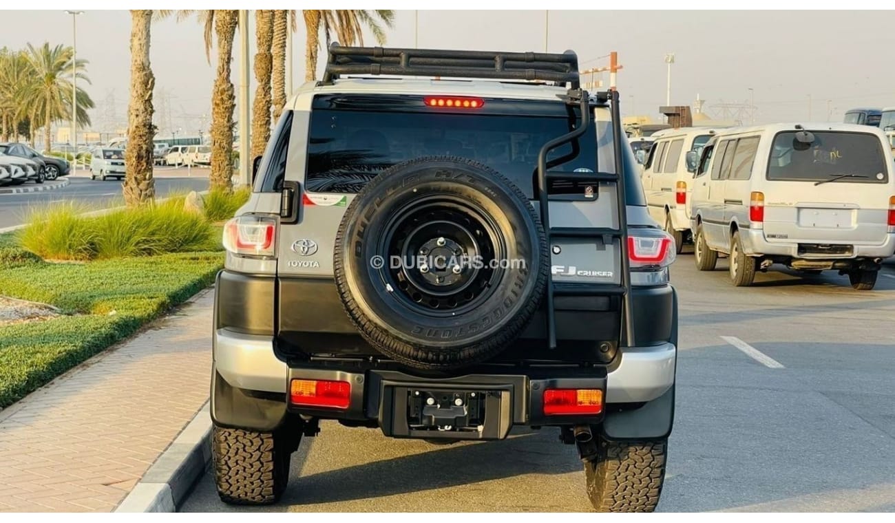 Toyota FJ Cruiser Latest Facelifted | JAPAN SPECS | 2016 | RIGHT-HAND-DRIVE | 4000CC PETROL | 4X4 | Alloy Wheels