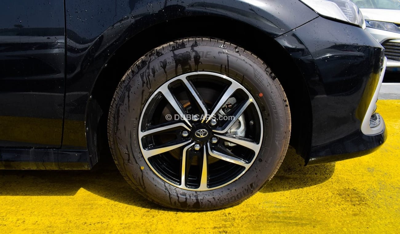 Toyota Camry GLHybrid 2.5 L