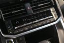 Toyota Land Cruiser VXR 3.5L Toyota Land Cruiser VX-R 3.5L TwinTurbo V6, 4WD