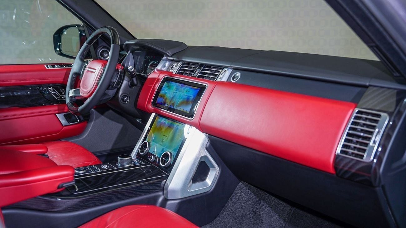 Land Rover Range Rover Vogue SE 5.0L | AED 4,033 PM | Warranty Dec-2025 | GCC