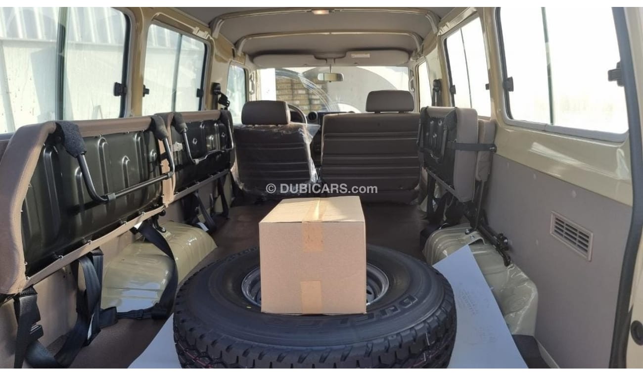 Toyota Land Cruiser 70 Toyota LC 78 4.5 DSL HTOP BEIGE COLOR
