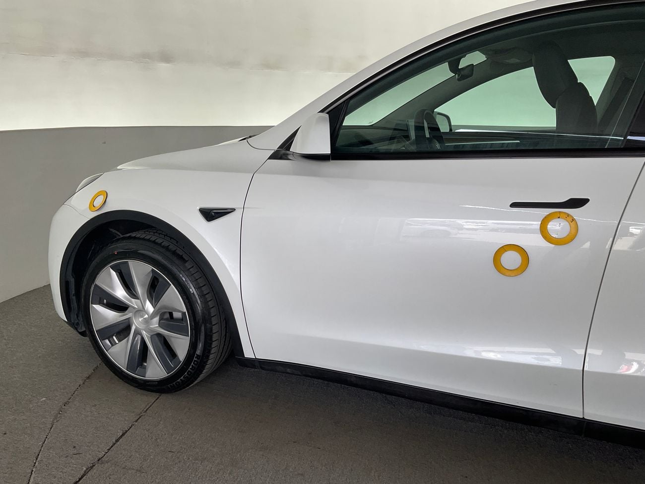 Tesla Model Y Long Range (Dual Motor) | upto AED 20,000 Ramadan Discount | Guaranteed Warranty | 0 Down Payment