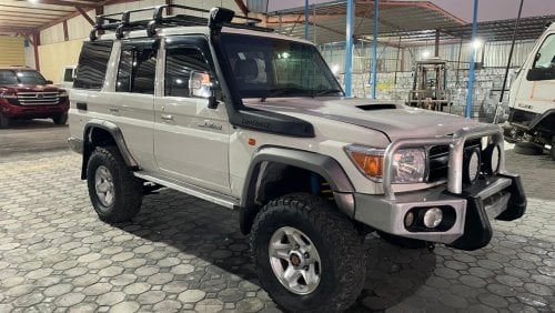 Toyota Land Cruiser Hard Top