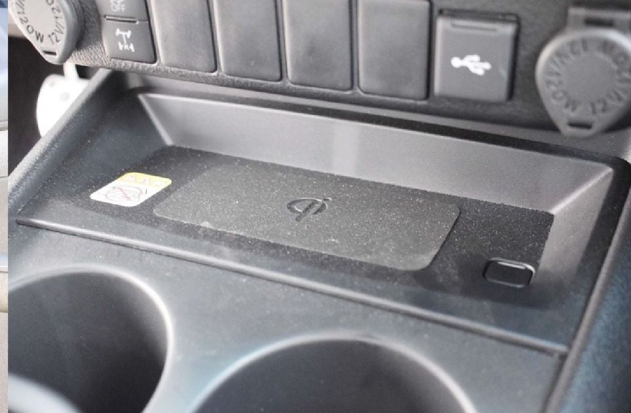 Toyota Hilux 2024 2.8L- DIESEL- AUTOMATIC TRANSMISSION- FULL OPTION WITH RADAR- 2025