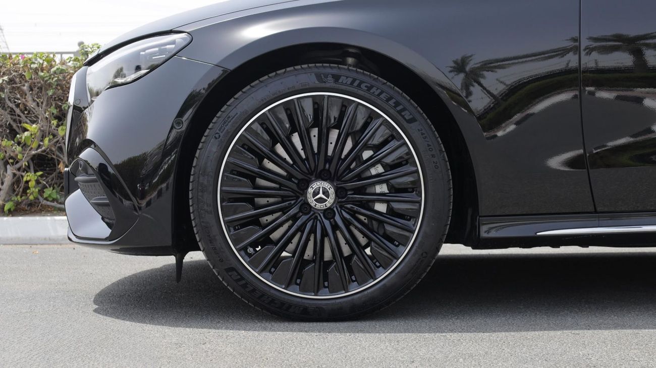 مرسيدس بنز E300 AMG EQ Boost 2.0T RWD 2026 GCC 0Km With 2 Years Unlimited Mileage Warranty @Official Dealer