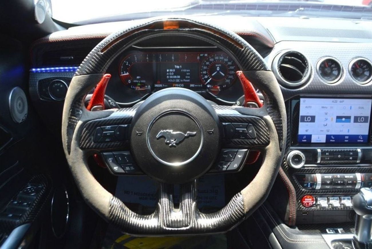 فورد موستانج ايكوبوست بريميوم خذها وكم متميز //تعديل خاص//برفورمنس--كاملة المواصفات //عداد ديجيتال //ستيرنج كاربو