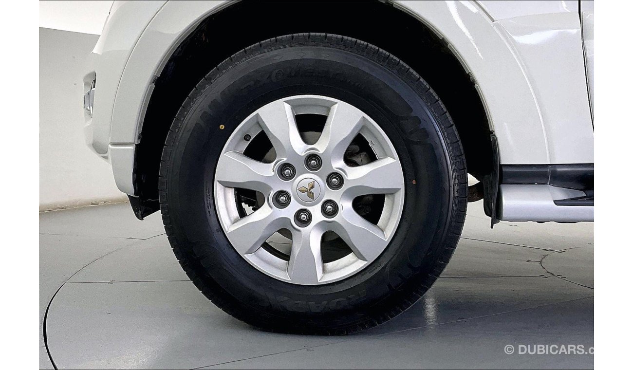 Mitsubishi Pajero GLS Midline w/sunroof | 1 year free warranty | 1.99% financing rate | 7 day return policy