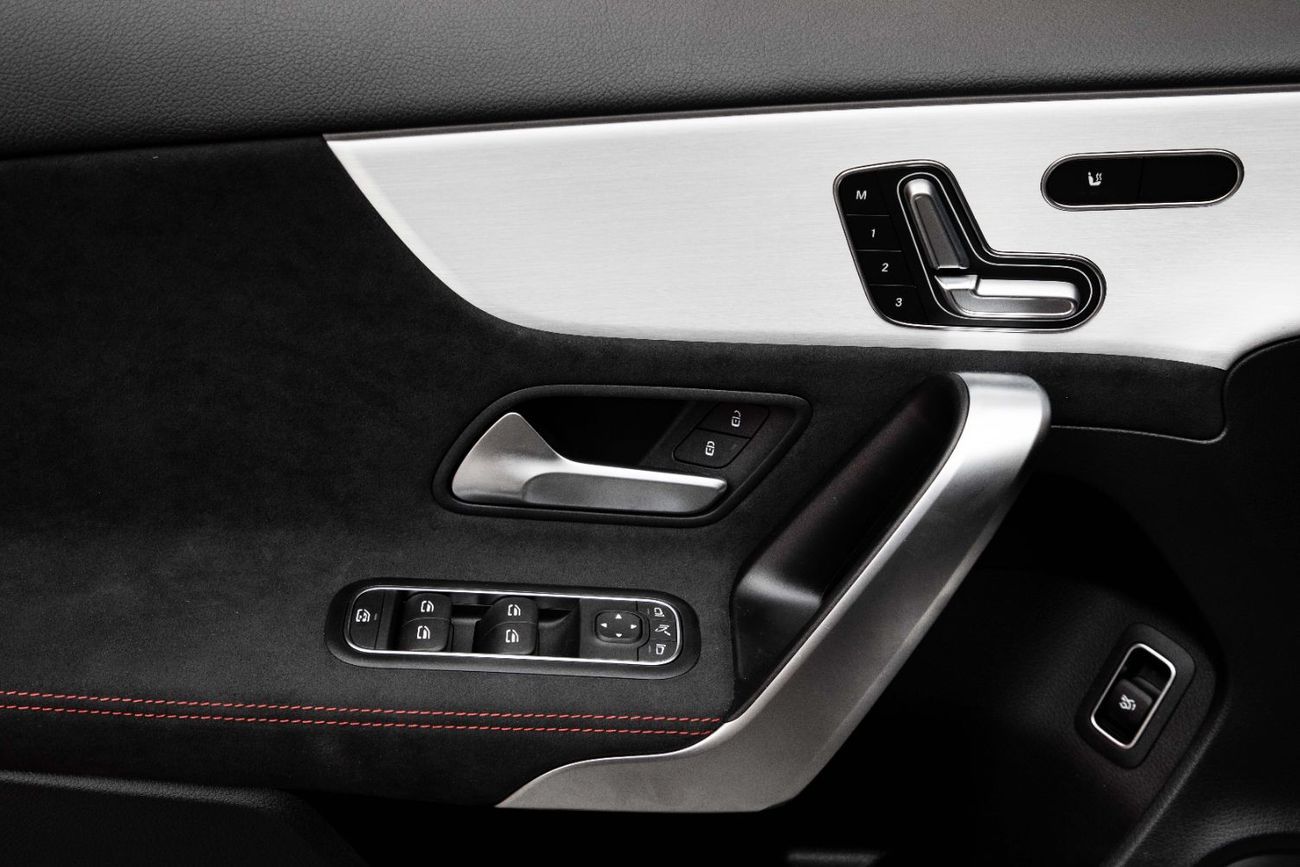 مرسيدس بنز A 200 AMG 3,330 P.M | 0% Downpayment | A200 AMG SEDAN | AGENCY WARRANTY!