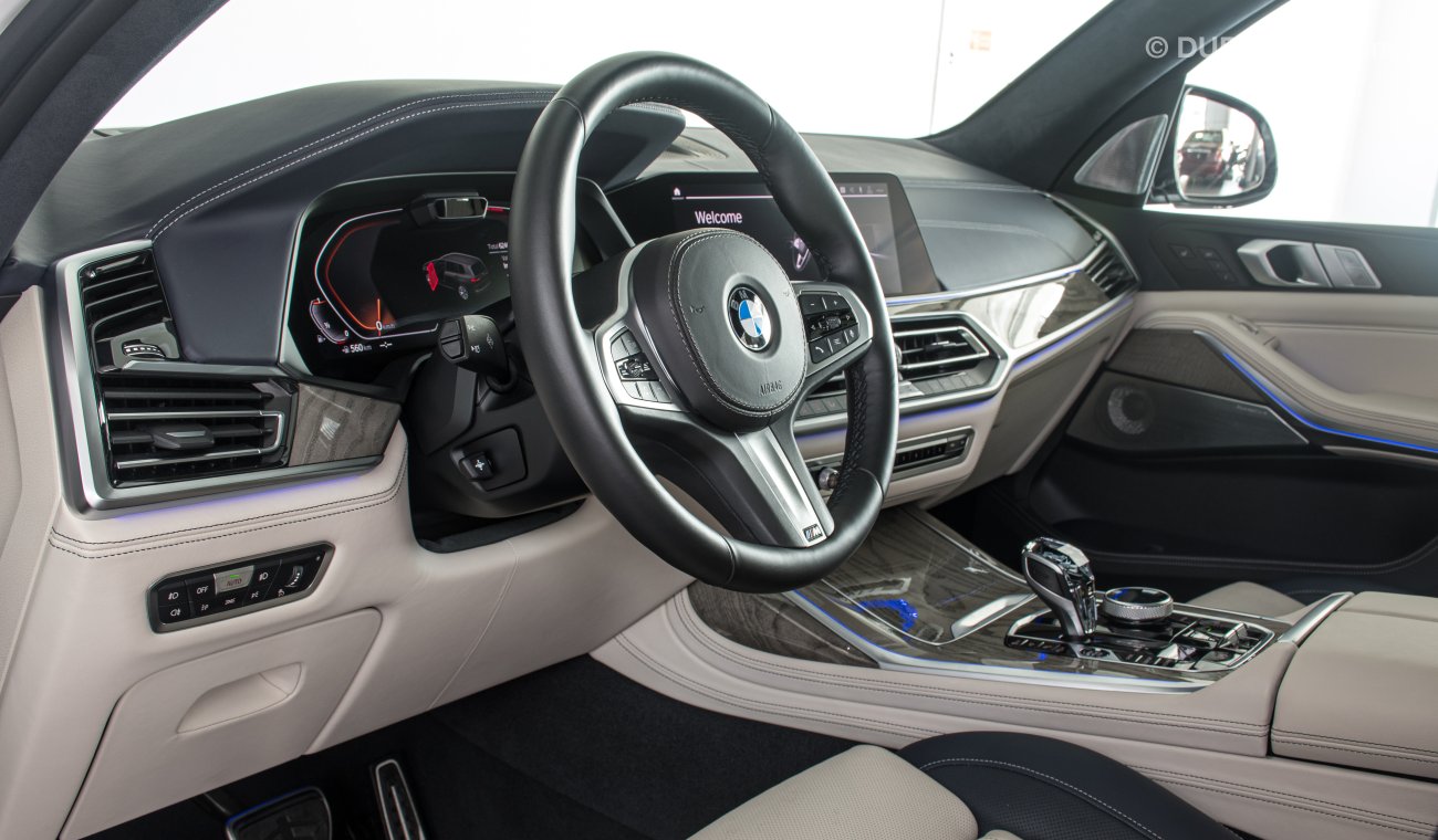 BMW X7 50i