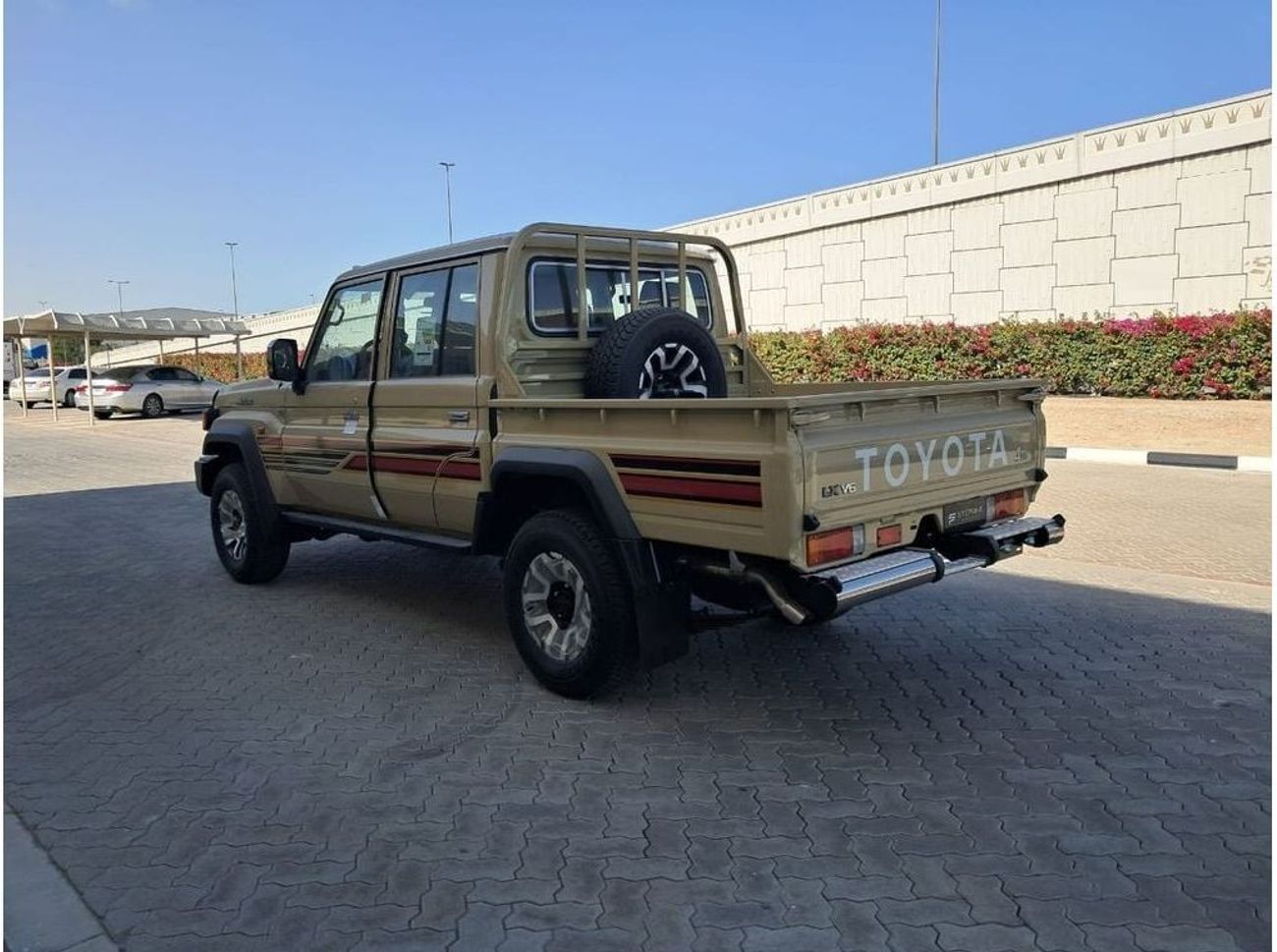 تويوتا لاند كروزر بيك آب LC79 DC 4.0L LX Z AT