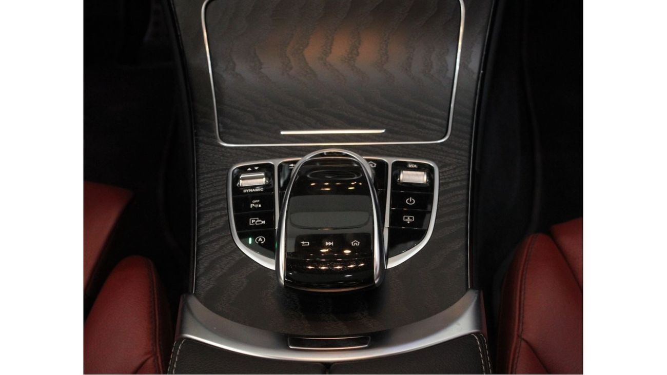 Mercedes-Benz C 200 Premium +