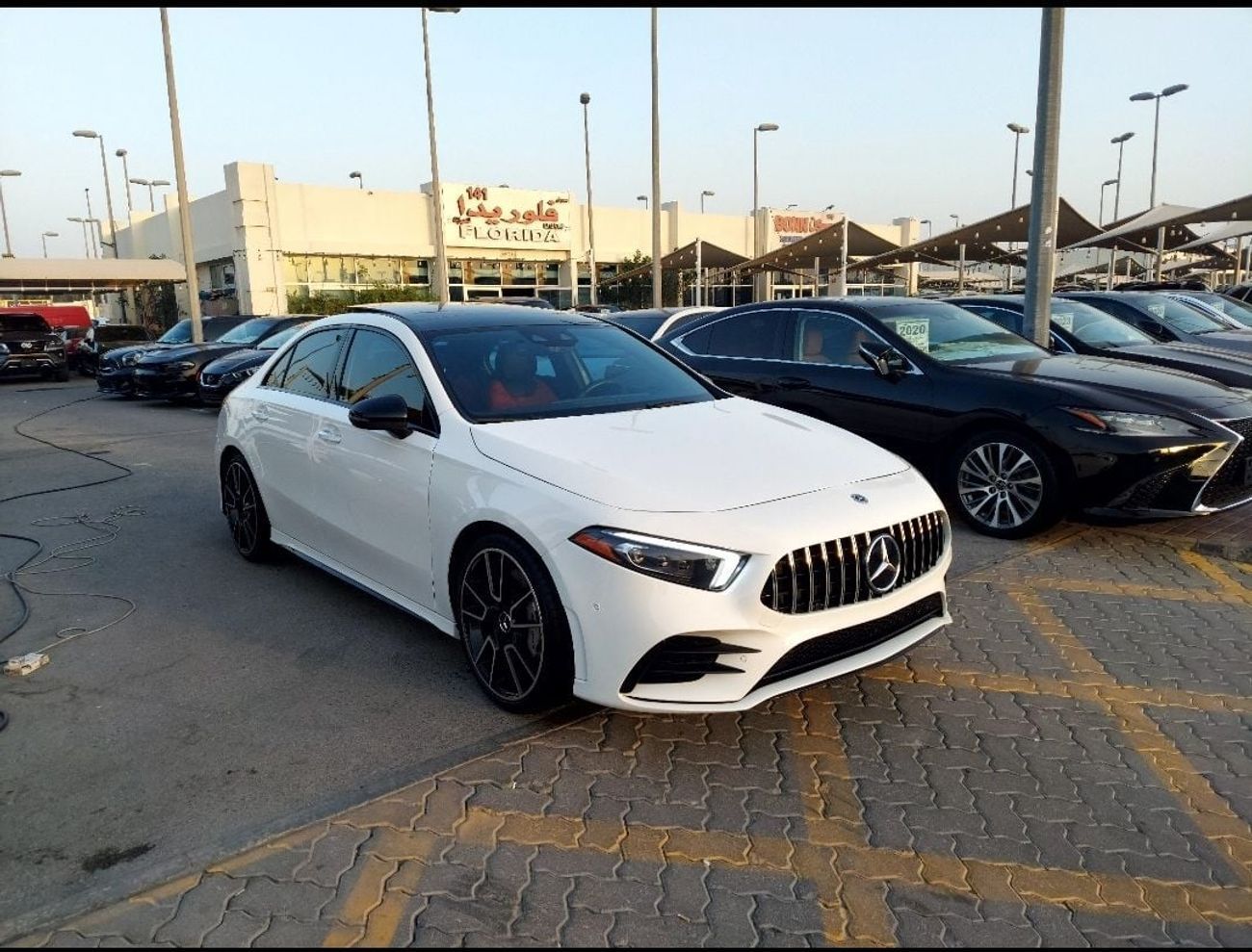 مرسيدس بنز A 35 AMG Premium + 2.0L