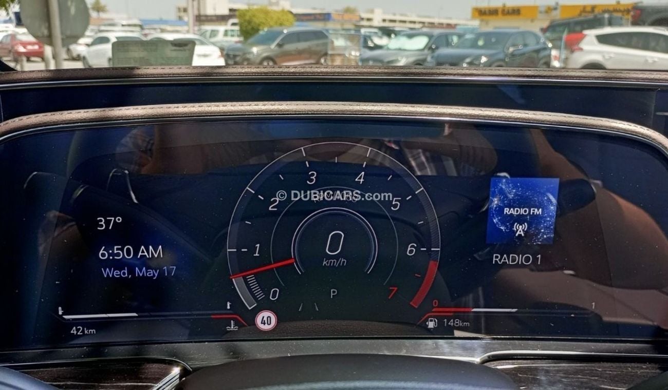 Cadillac Escalade V GCC Brand New 6.2L Supercharged V8