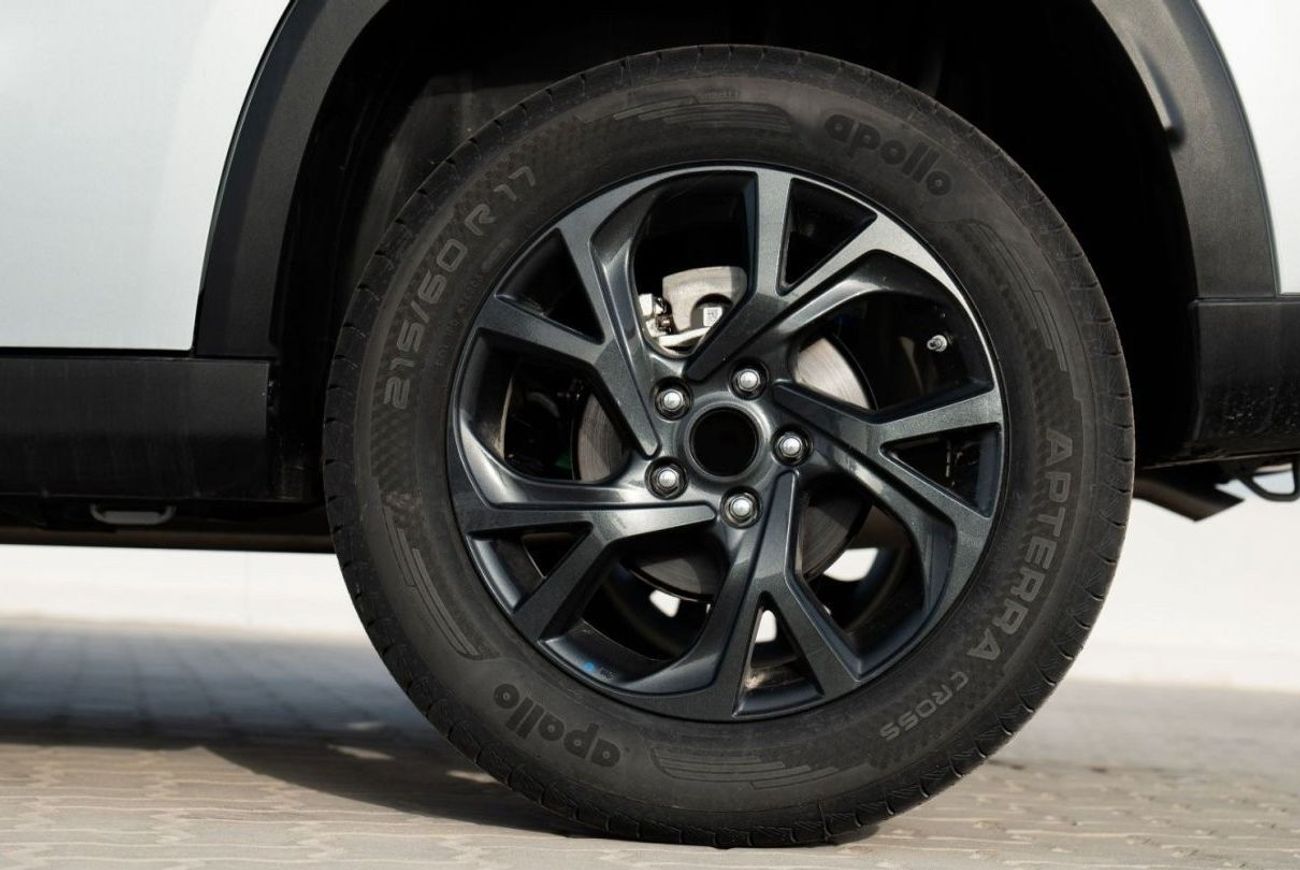 Toyota Urban Cruiser 2023 Toyota Urban Cruiser 1.5 GLX - Metallic Silver & Pearl Black Roof inside Ivory | Export Only