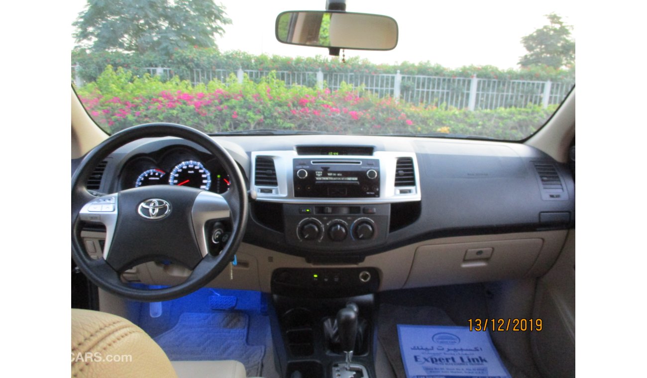 Toyota Fortuner toyota fortuner 2014 TRD sport gulf space only 103000 km full options with orginal leather seat ,2 r