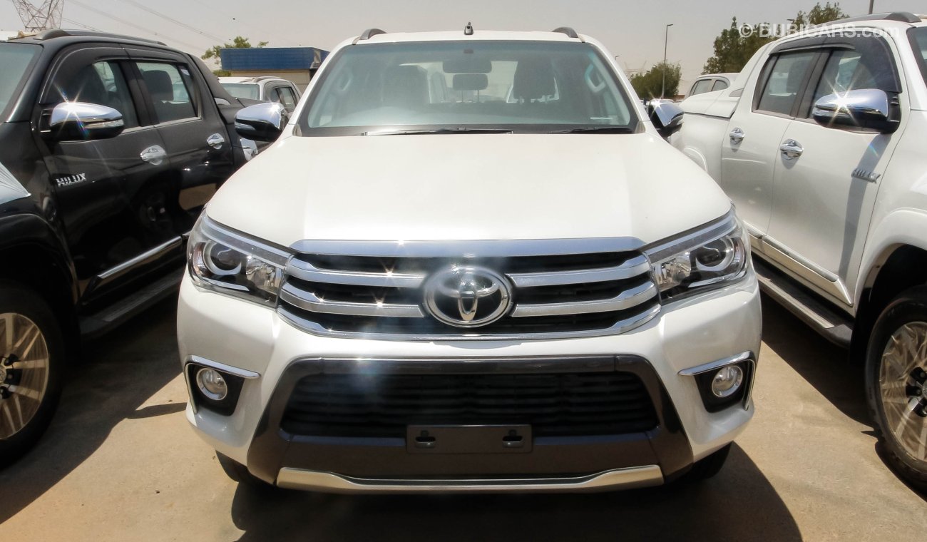 Toyota Hilux 2016 NEW REVO RIGHT HAND DRIVE - DIESEL