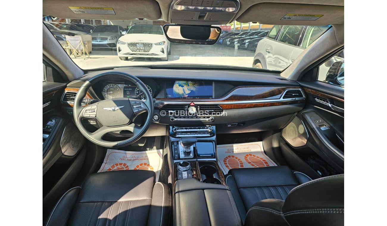 Genesis G90 Platinum