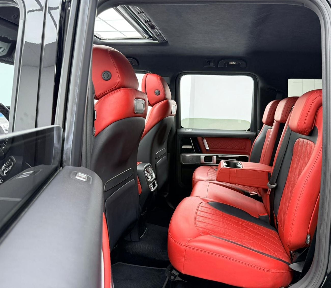 Mercedes Benz G63 AMG STANDARD 2022 Mercedes Benz G63 AMG, MB Warranty + Service Pack, Full MB Service History, Fully Loaded, GCC