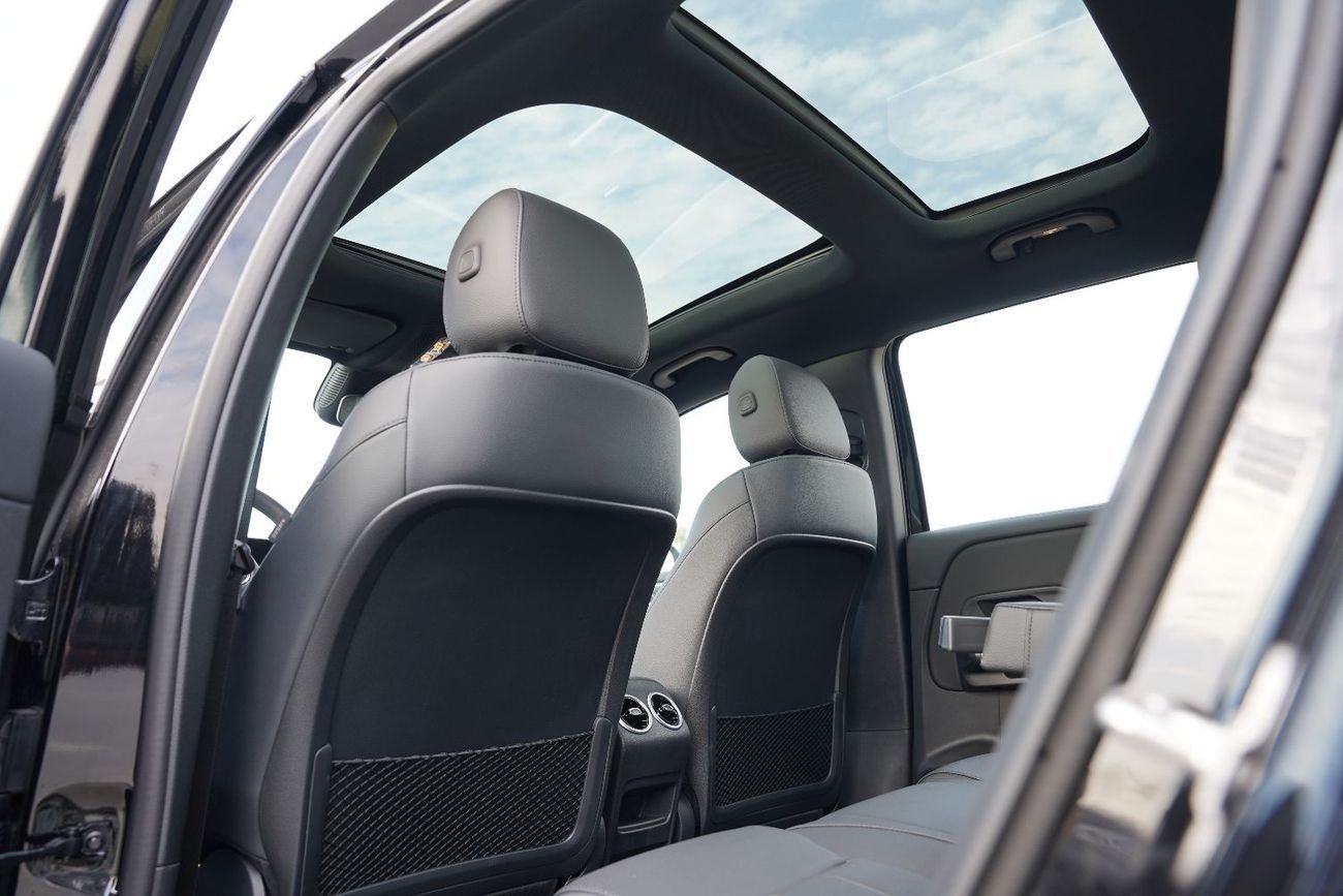 Mercedes-Benz EQB 260 2025 Mercedes-Benz EQB260 New Face left SUV FWD Black  0Km