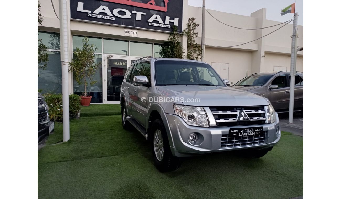 ميتسوبيشي باجيرو خليجى موديل 2013 مثبت سرعة تحكم شاشة كاميرا جلد بحالة ممتازة لاتحتاج لأى مصاريف