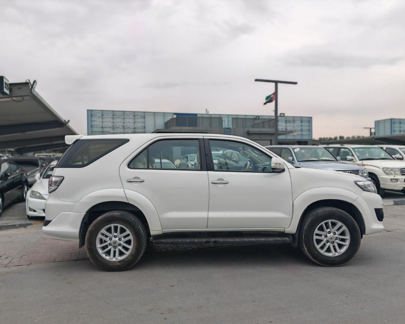 Toyota Fortuner 60TH