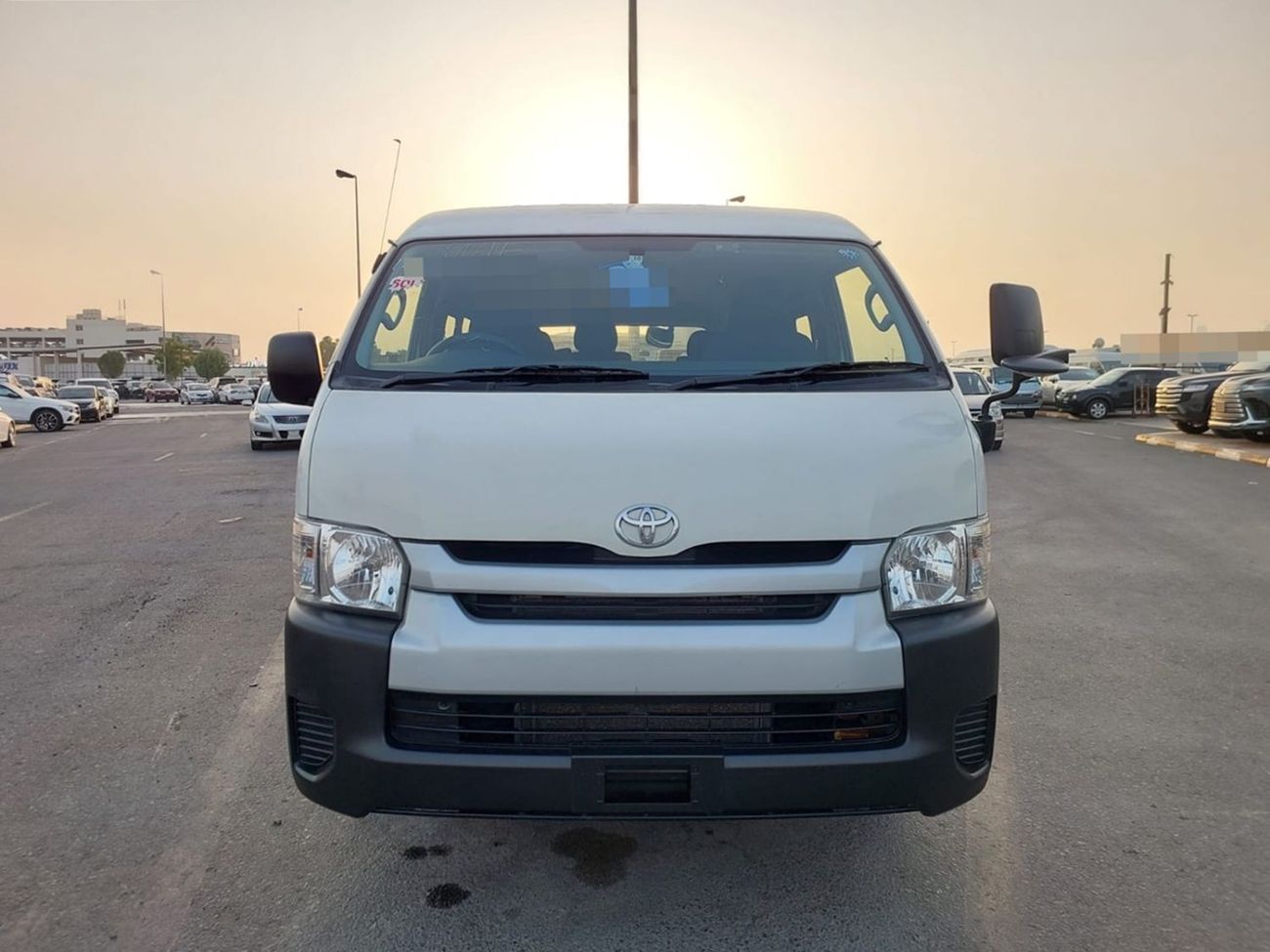 Toyota Hiace TOYOTA HIACE VAN RHD 2017 MODEL 2.7 L PETROL AUTOMATIC(PM27593)