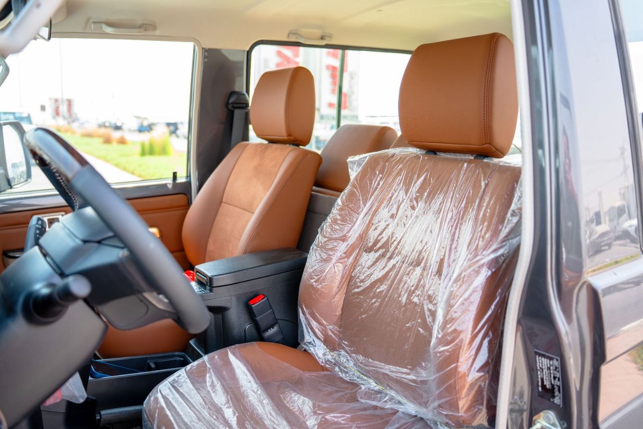 تويوتا لاند كروزر 70 LX 2.8L Diesel 3 Doors 2025