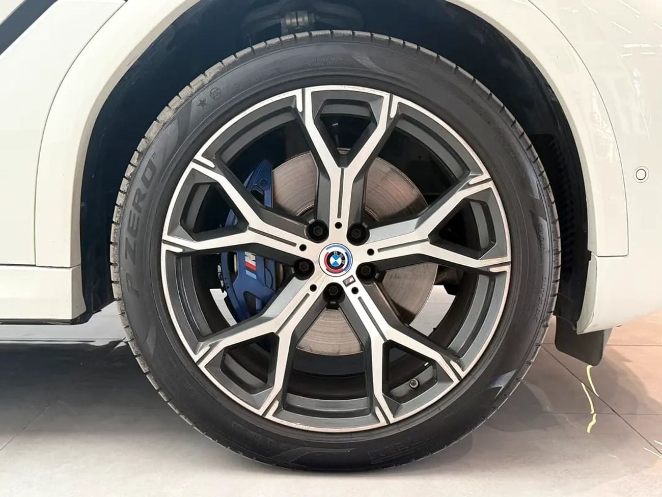 بي أم دبليو X6 xDrive40i M sport | GCC Specs | M Sport | AWD | Clean Condition