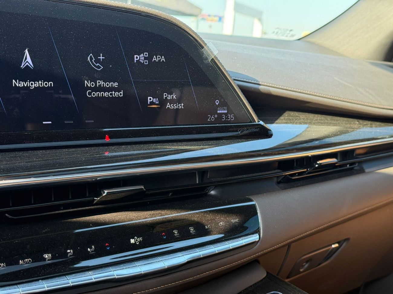 كاديلاك إسكالاد Premium Luxury Platinum 6.2L 4WD