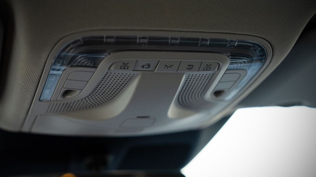 Mercedes-Benz V 300 2025 Mercedes Benz V300 Extra Long 2.0 - Black Inside Black | Export Only