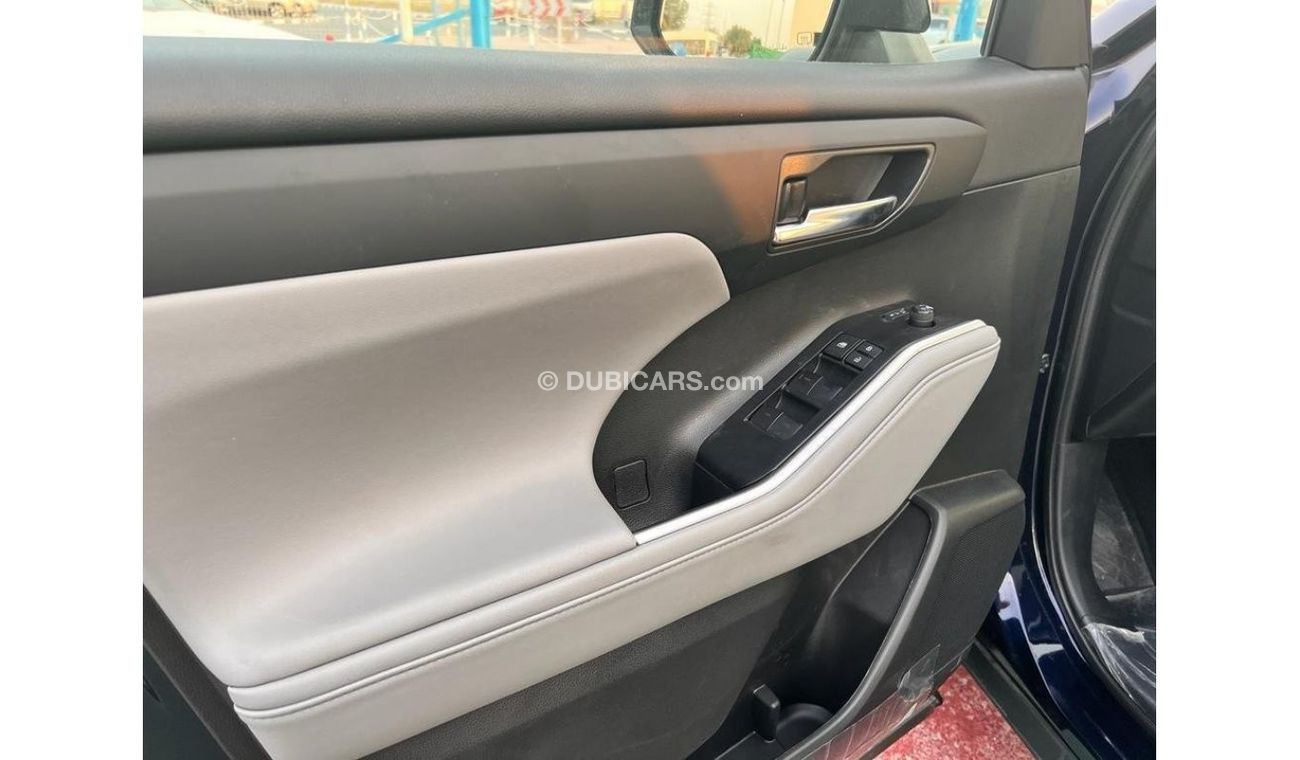Toyota Highlander GLE Toyota Highlander 2022 Dark Blue Color 2.5L petrol/Hybrid Awd with RADAR