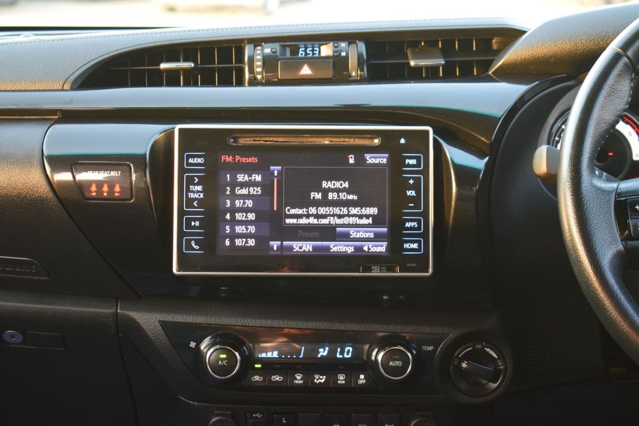 Toyota Hilux GLX 2.8L A/T