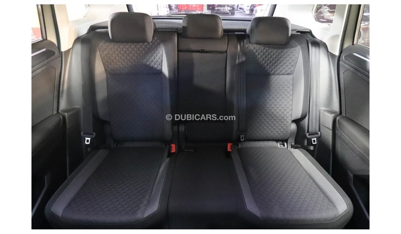 Volkswagen Tiguan SE 5N