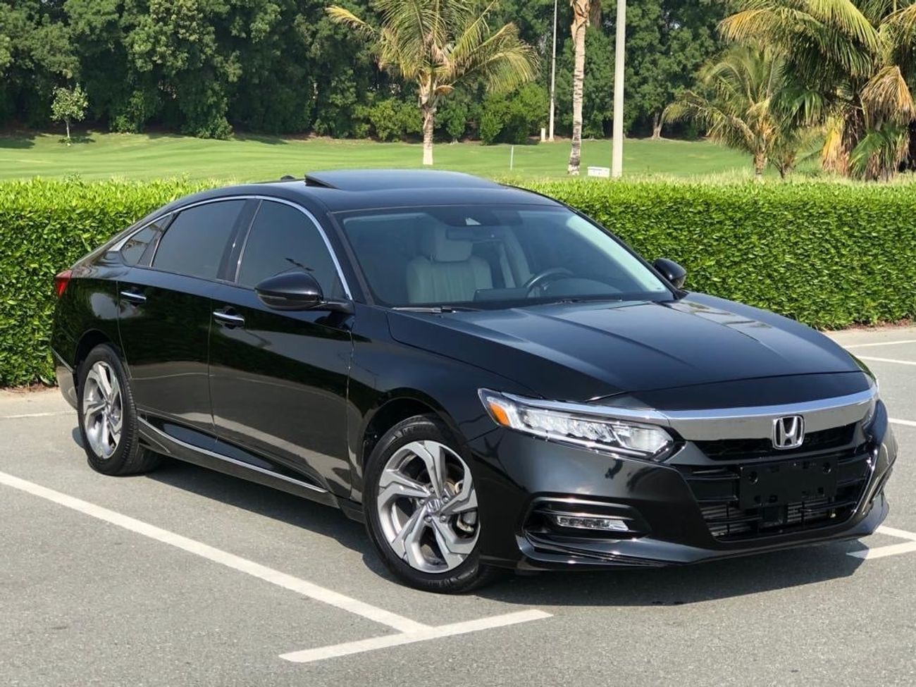 هوندا أكورد LX 1.5L Honda Accord 2020 Full Options (1.5 LTurbo ) GCC , Sunroof.leather Seats.