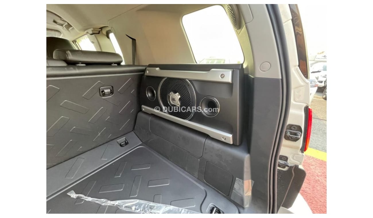 تويوتا إف جي كروزر تويوتا اف جي كروزر 4.0 لتر دفع رباعي مع نظام صوت جي بي ال موديل 2021 لون ابيض للتصدير فقط