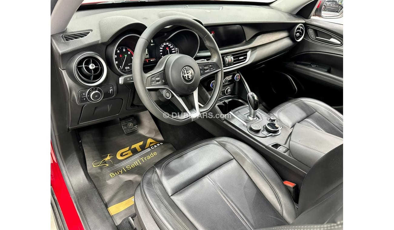 Alfa Romeo Stelvio 2018 Alfa Romeo Stelvio Q4, Alfa Romeo Warranty Service Contract June 2023, Alpha Romeo FSH, GCC