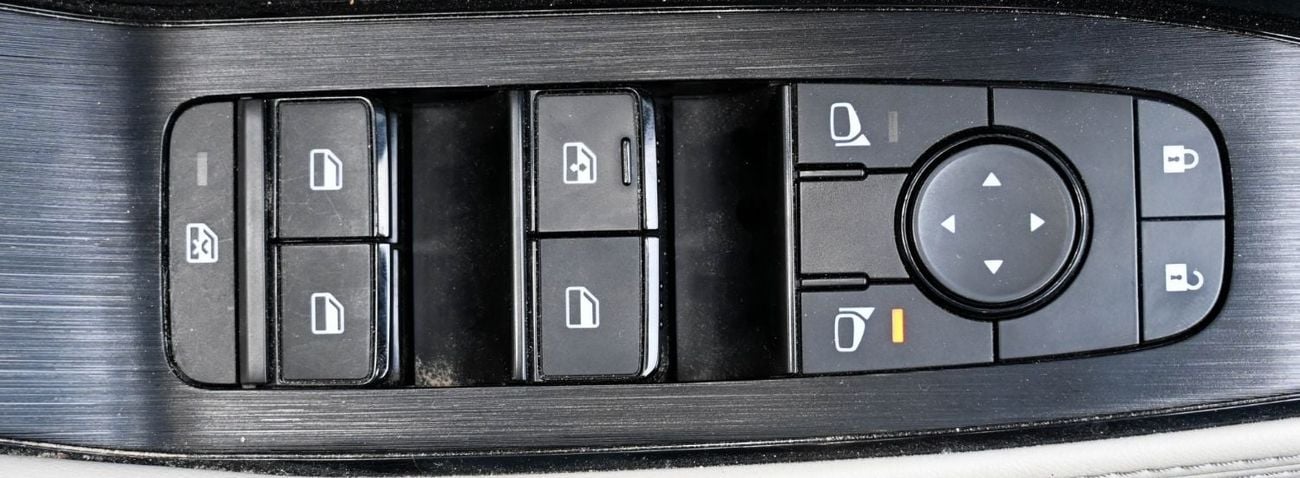 نيسان إكس تريل S 2.5L (169 HP) FWD (5 Seater)