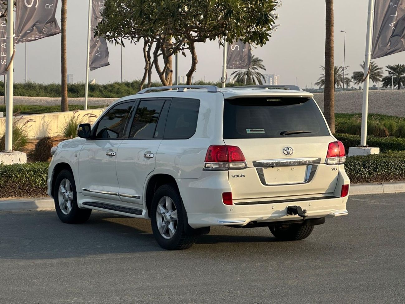 تويوتا لاند كروزر VXR V8